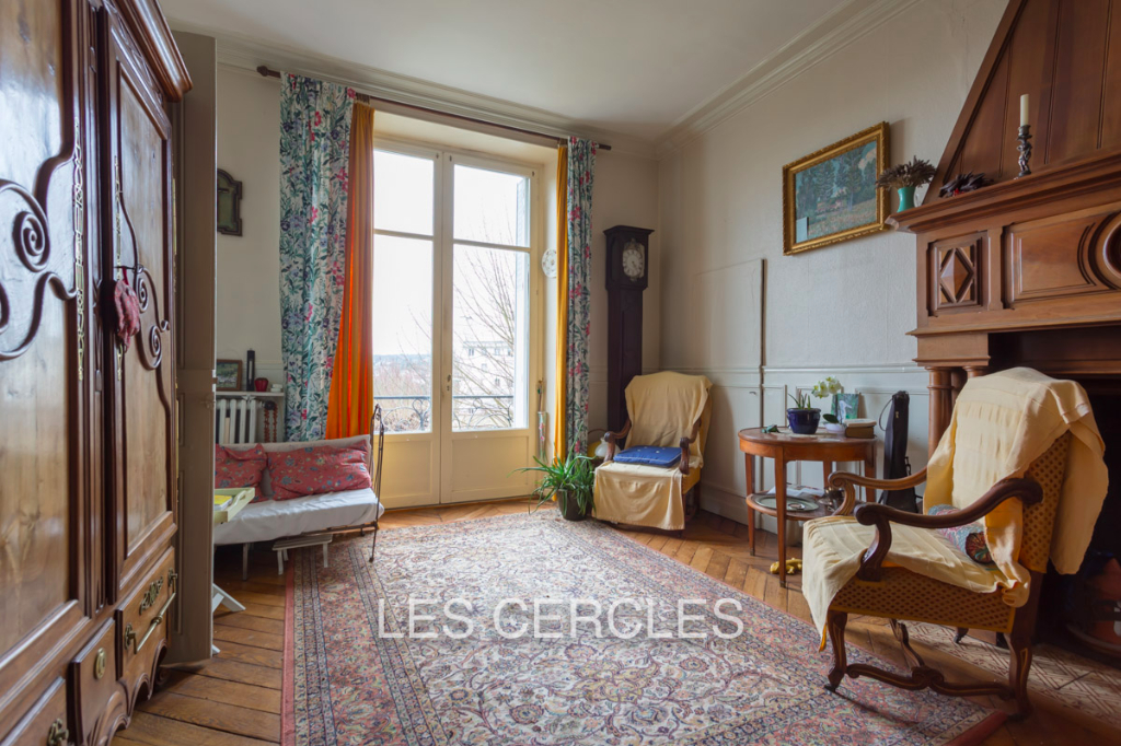 Agence les Cercles - Le Vésinet - 
Appartement  6 pièces de 150 m²
