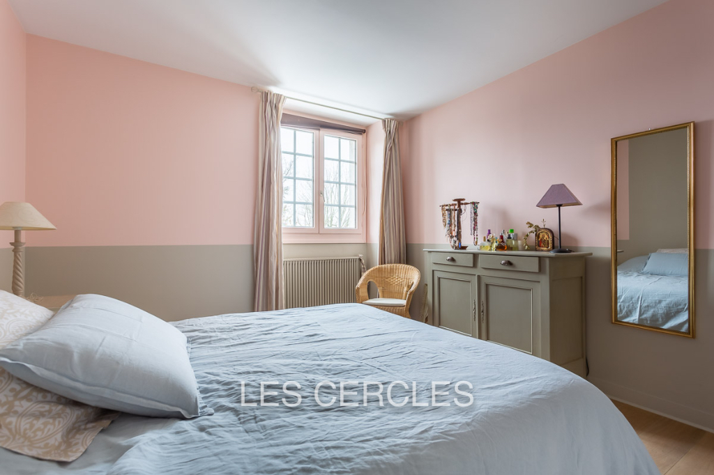 Agence les Cercles - Le Vésinet -
Maison 9 pièces de 240 m²