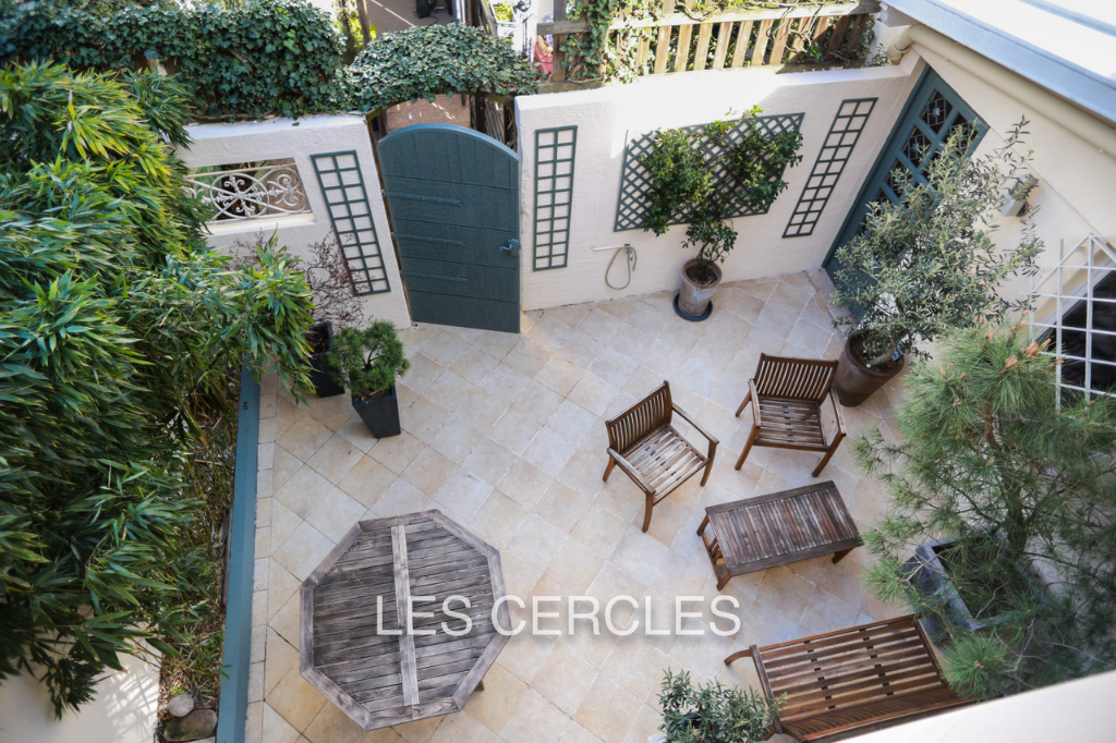Agence les Cercles - Le Vésinet -
LOFT 7 pièces de 247 m²