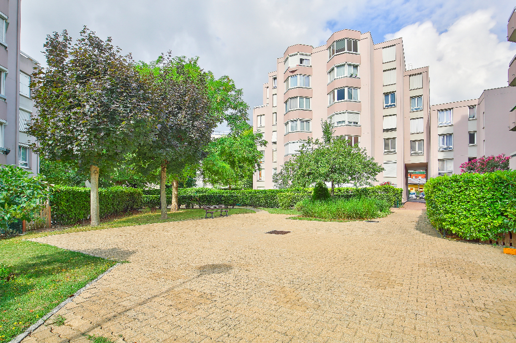 Agence les Cercles - Le Vésinet -
Appartement 3 pièces de 74 m²