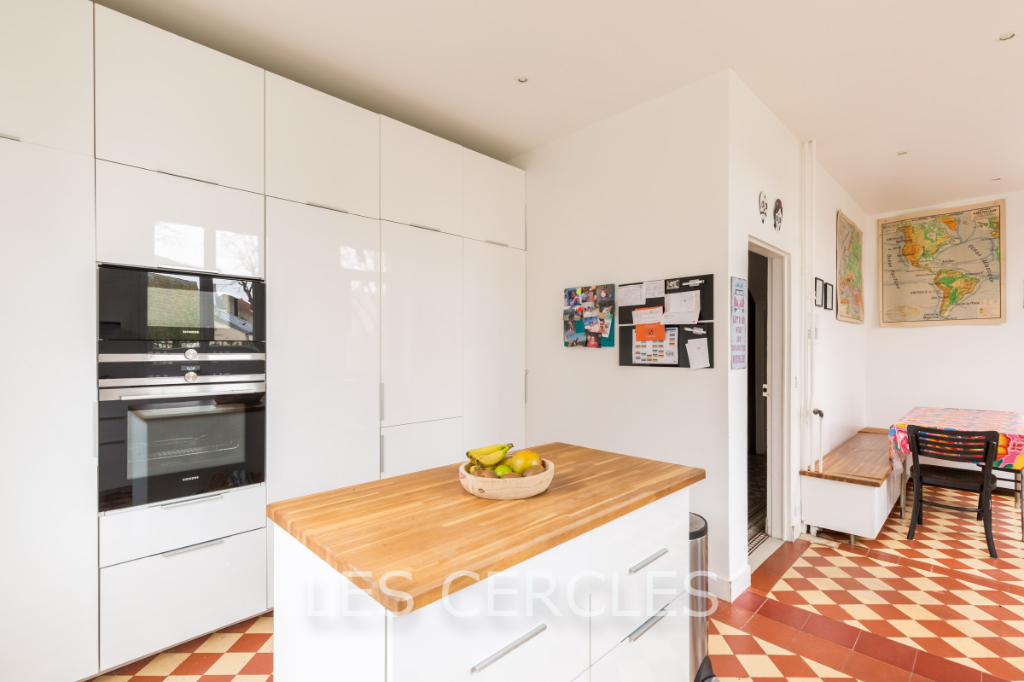 Agence les Cercles - Le Vésinet - 
Maison 8 pièces de 220 m²
