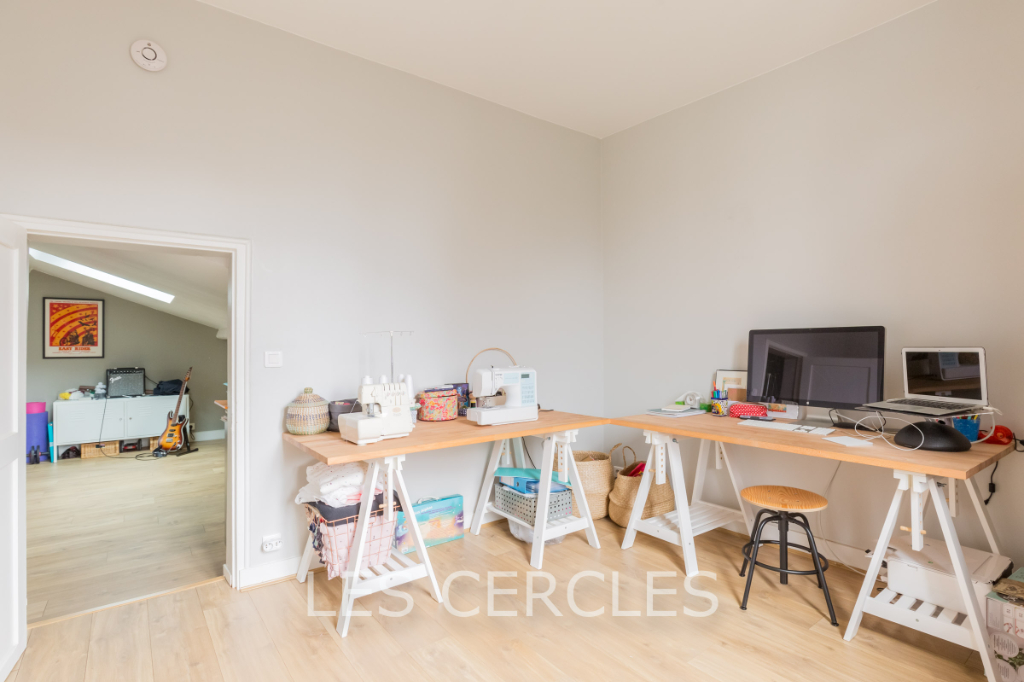 Agence les Cercles - Le Vésinet - 
Maison 8 pièces de 220 m²
