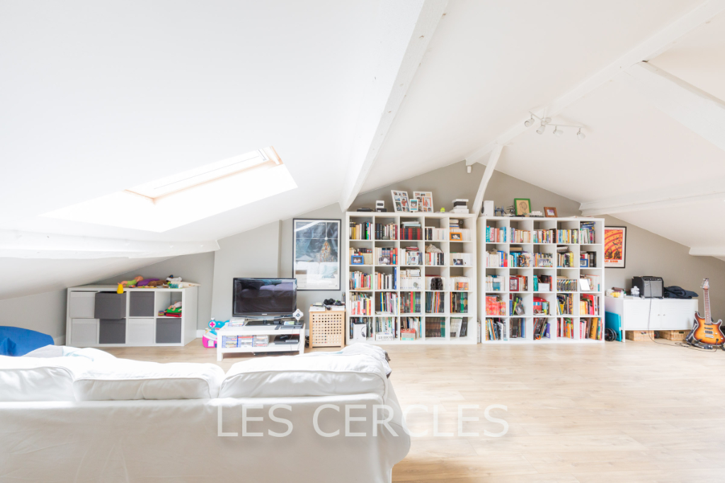 Agence les Cercles - Le Vésinet - 
Maison 8 pièces de 220 m²
