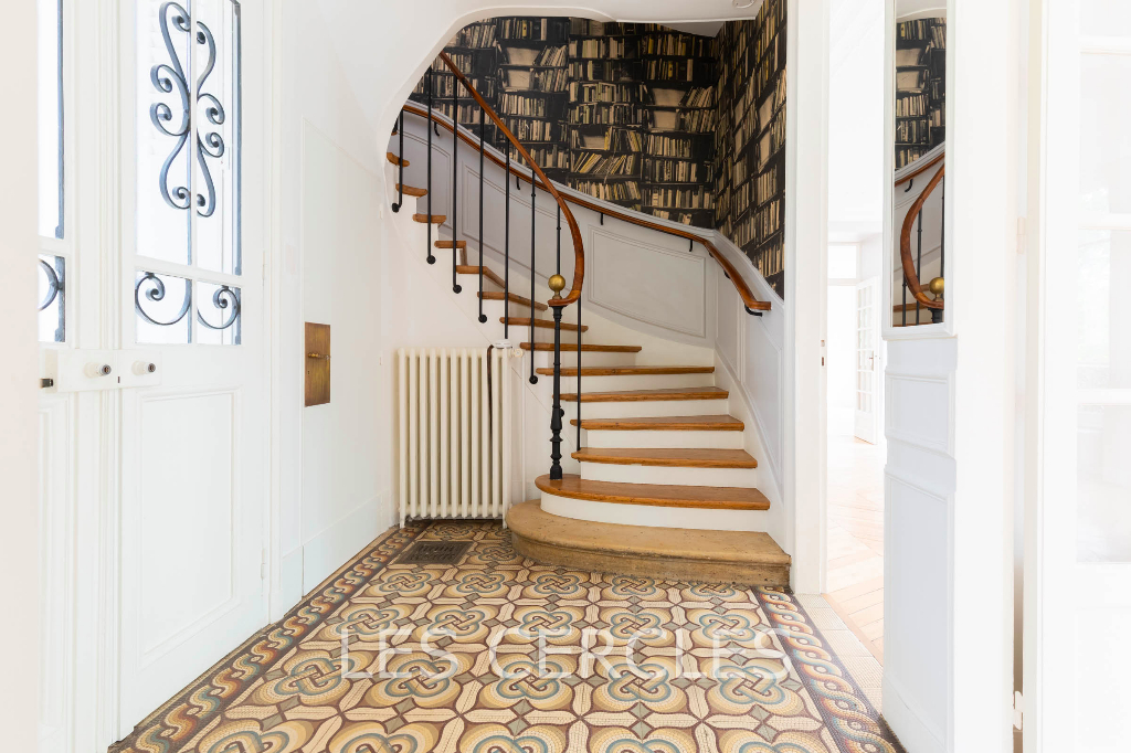 Agence les Cercles - Le Vésinet -
Maison 10 pièces de 270 m²