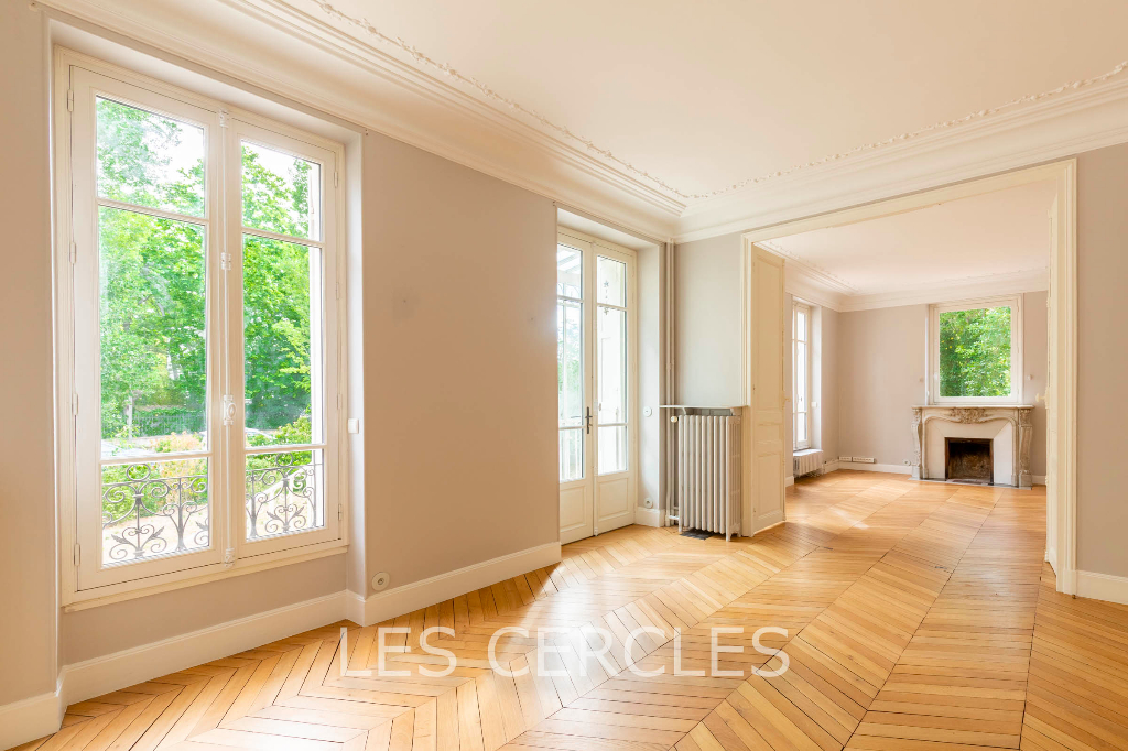 Agence les Cercles - Le Vésinet -
Maison 10 pièces de 270 m²