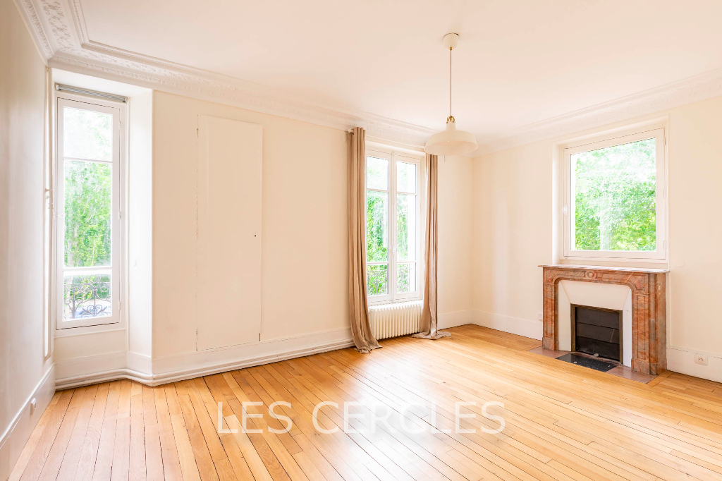 Agence les Cercles - Le Vésinet -
Maison 10 pièces de 270 m²