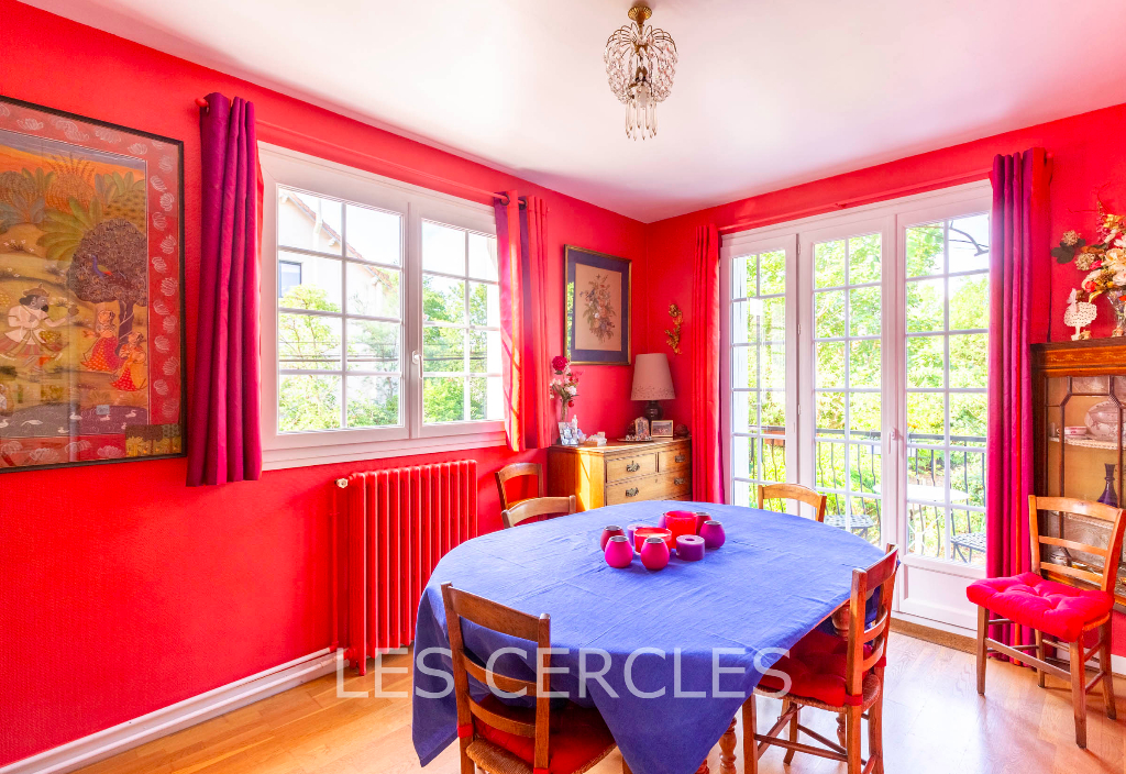 Agence les Cercles - Le Vésinet - 
Maison 9 pièces de 163 m²
