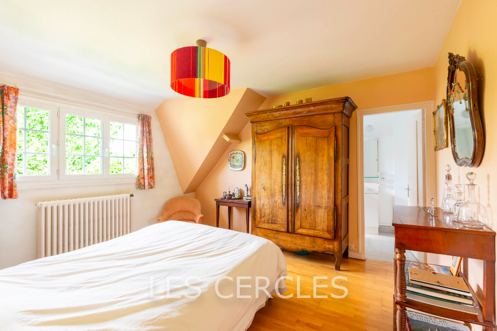 Agence les Cercles - Le Vésinet - 
Maison 9 pièces de 163 m²
