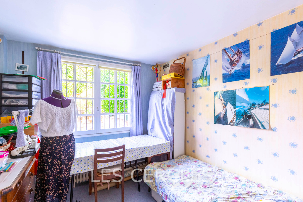 Agence les Cercles - Le Vésinet - 
Maison 9 pièces de 163 m²
