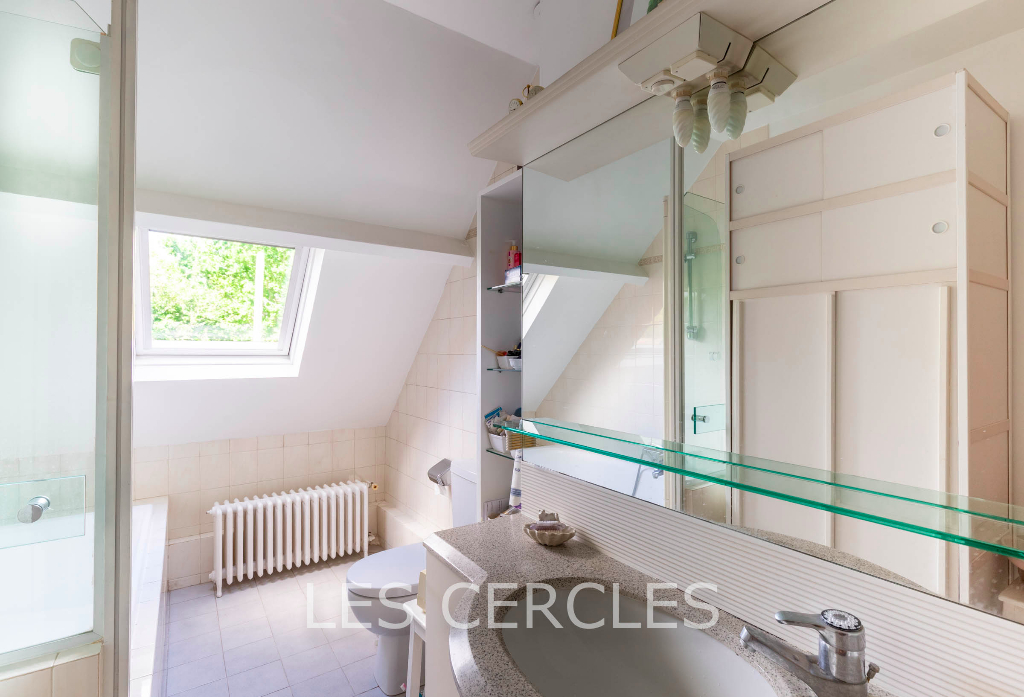 Agence les Cercles - Le Vésinet - 
Maison 9 pièces de 163 m²
