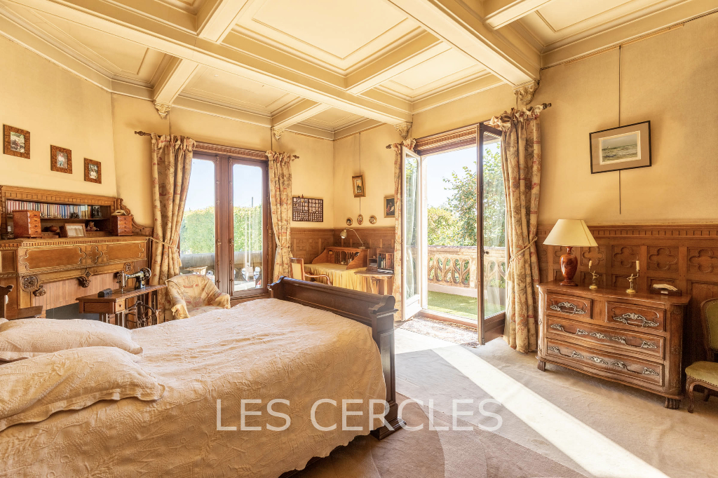Agence les Cercles - Le Vésinet -
Maison 8 pièces de 270 m²