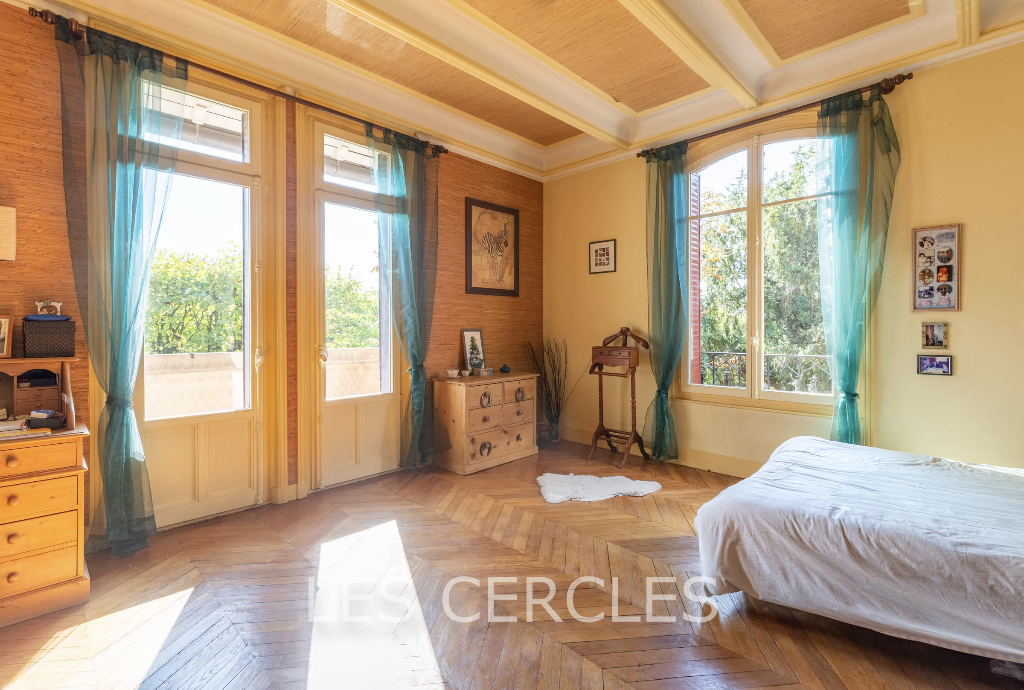 Agence les Cercles - Le Vésinet -
Maison 8 pièces de 270 m²