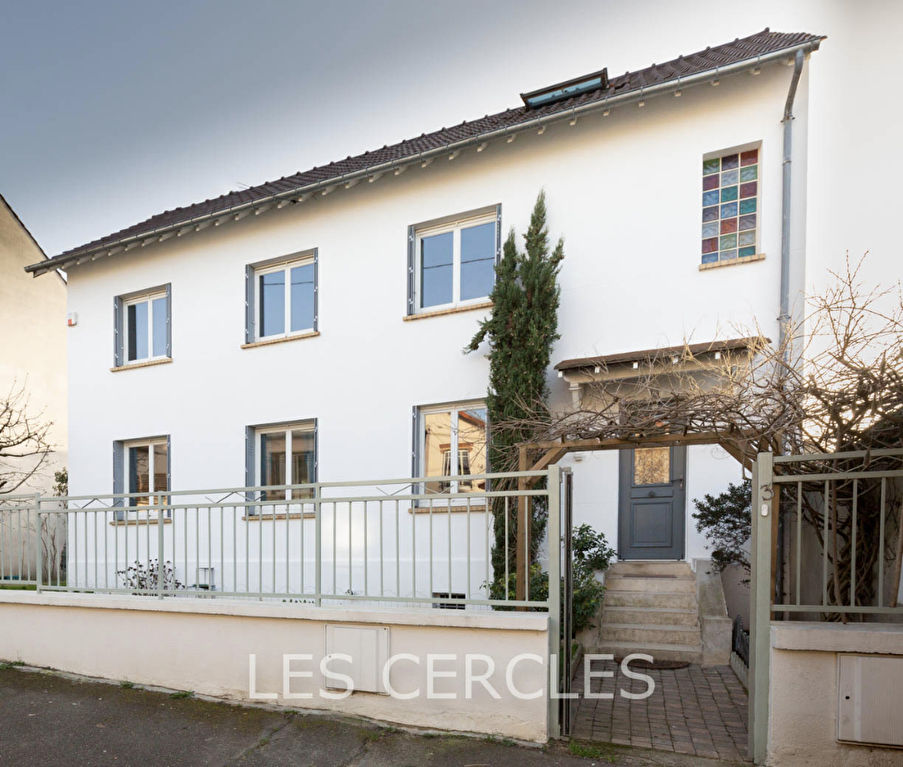 Agence les Cercles - Le Vésinet -
Maison 8 pièces de 180 m²