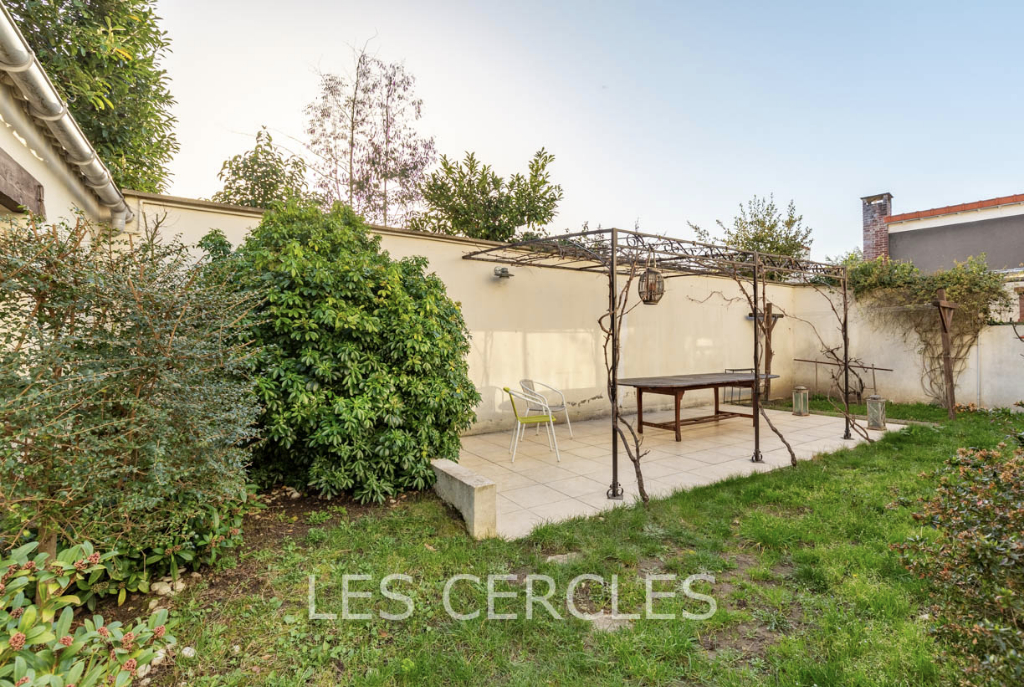 Agence les Cercles - Le Vésinet -
Maison 8 pièces de 180 m²