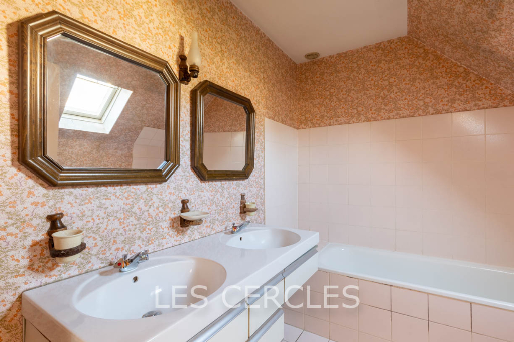 Agence les Cercles - Le Vésinet -
Maison 7 pièces de 163 m²