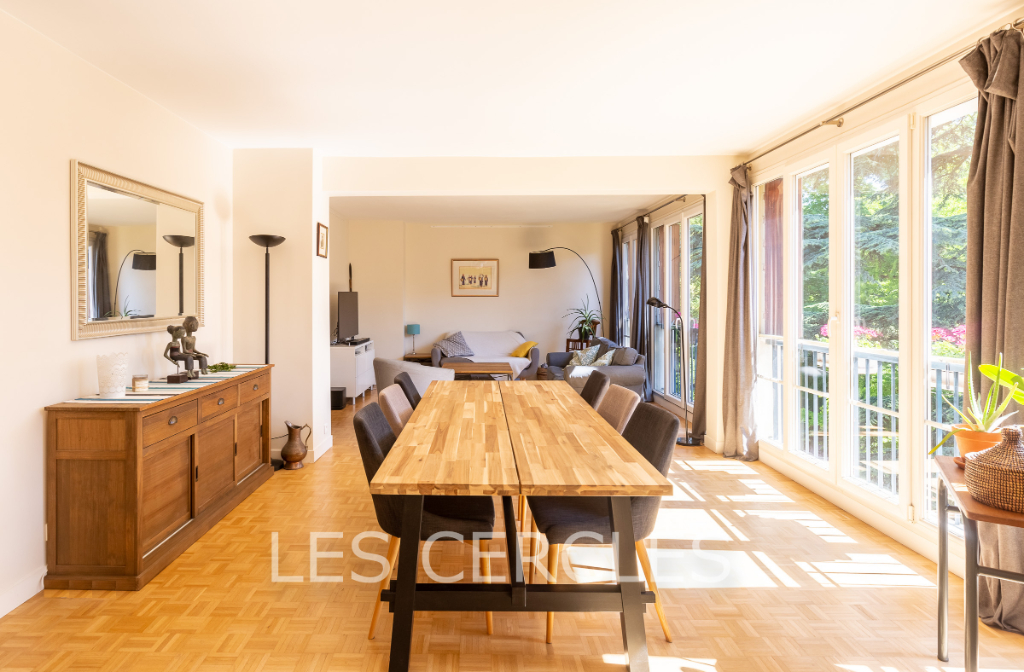 Agence les Cercles - Le Vésinet - 
Appartement  9 pièces de  182 m²
