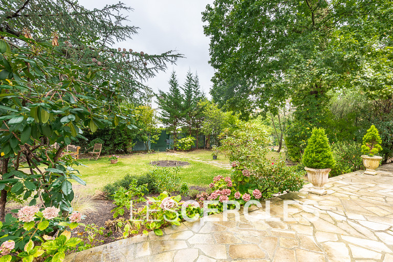 Agence les Cercles - Le Vésinet -
Maison 9 pièces de 270 m²