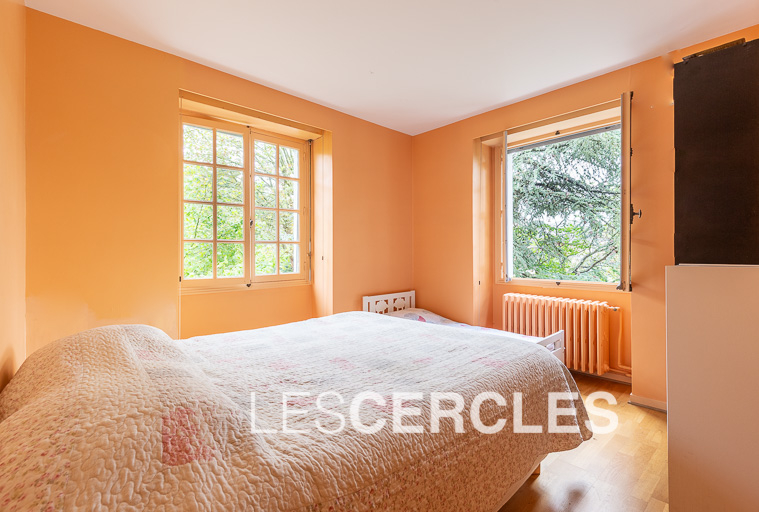 Agence les Cercles - Le Vésinet -
Maison 9 pièces de 270 m²
