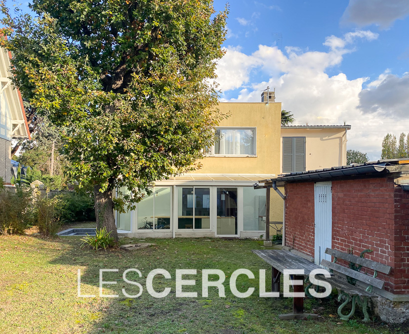 Agence les Cercles - Le Vésinet -
Maison de 110 m² - 2 chambres