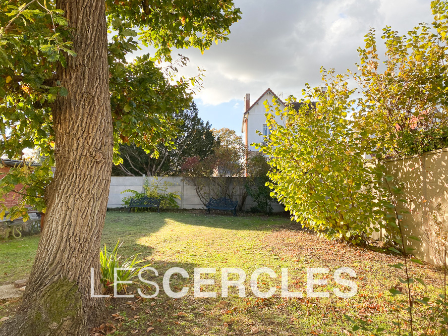 Agence les Cercles - Le Vésinet -
Maison de 110 m² - 2 chambres