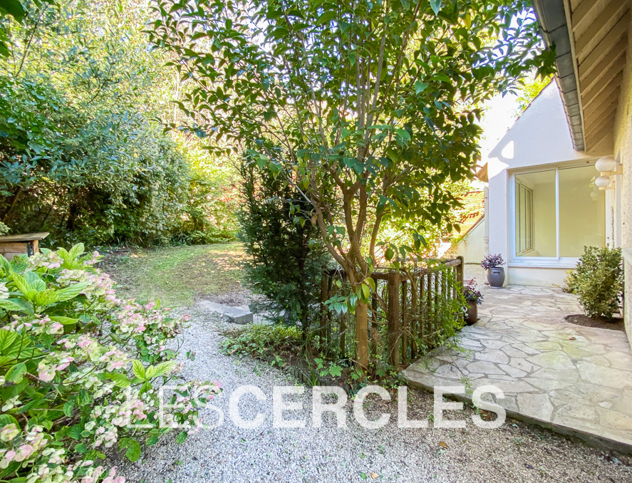 Agence les Cercles - Le Vésinet -
Maison 7 pièces de 186 m²