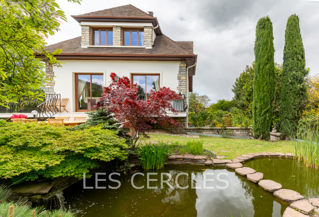 Agence les Cercles - Le Vésinet - 
Maison 9 pièces de 270 m²
