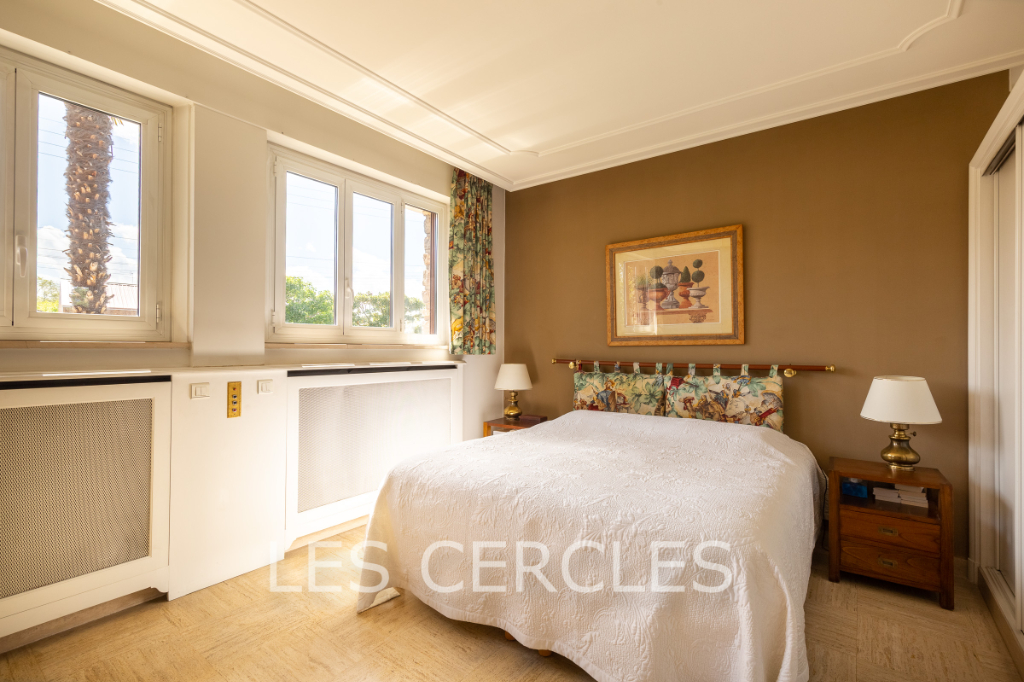 Agence les Cercles - Le Vésinet -
Maison 9 pièces de 270 m²