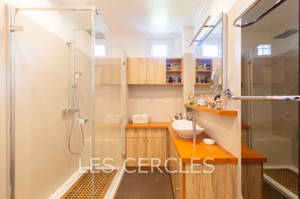Agence les Cercles - Le Vésinet -
Maison 9 pièces de 270 m²