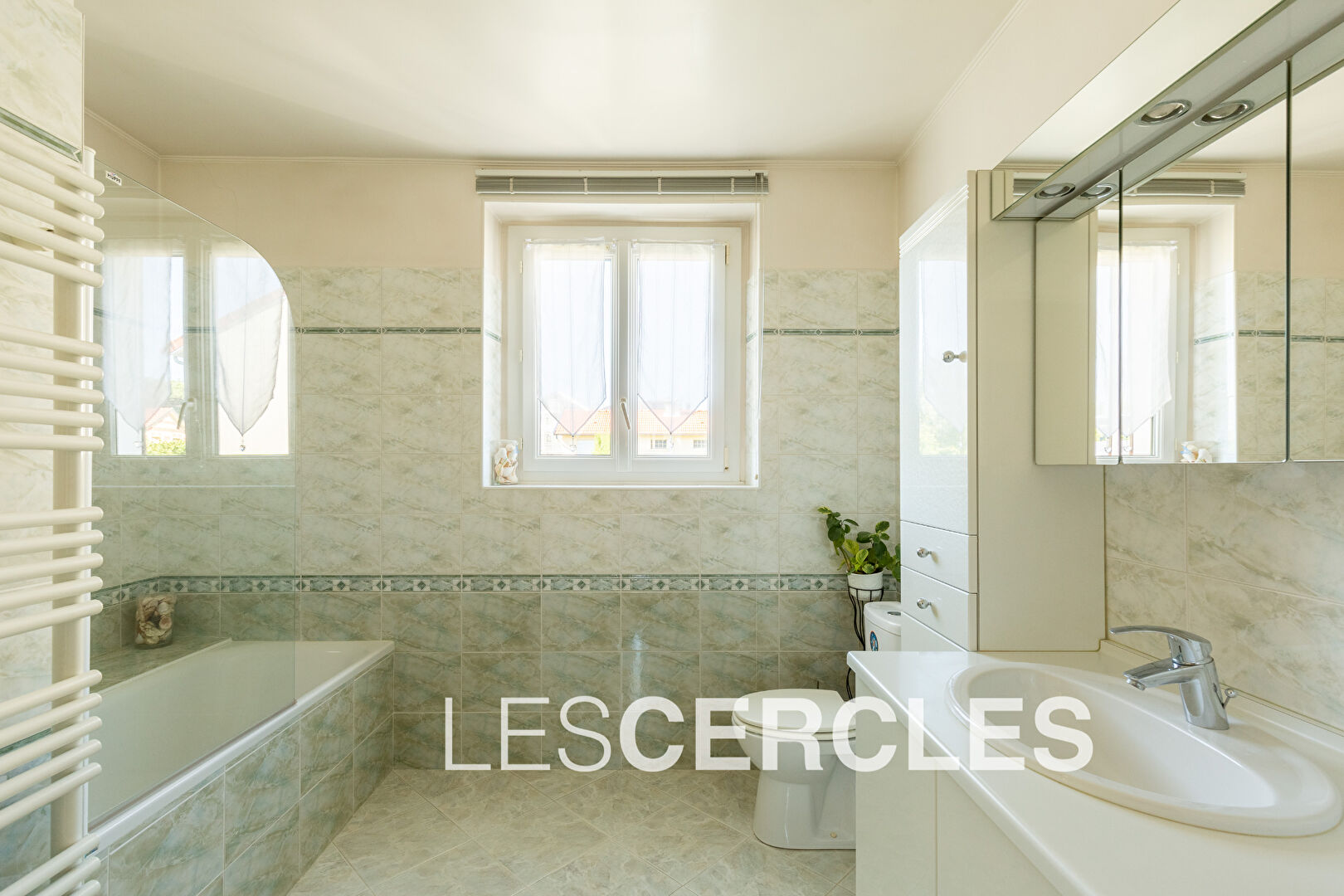 Agence les Cercles - Le Vésinet -
Maison de ville 6 pièces de 100 m²