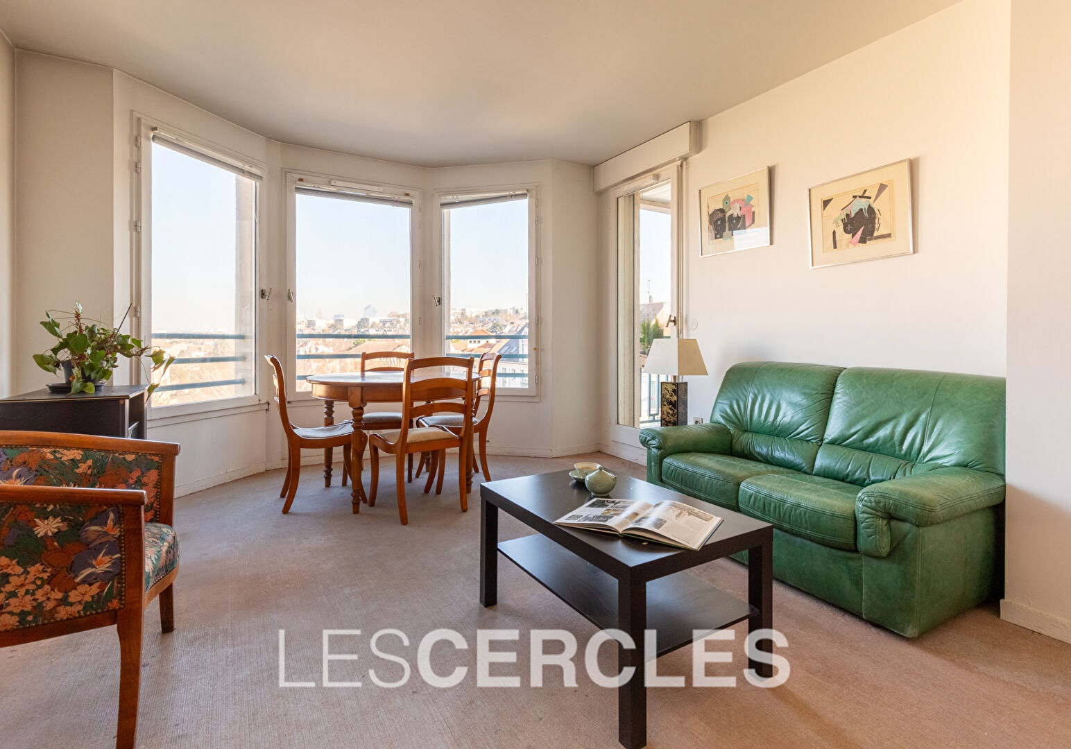 Agence immobilière Le Vésinet - Appartement 2 pièces de 44 m² en residence senior - RUEIL MALMAISON