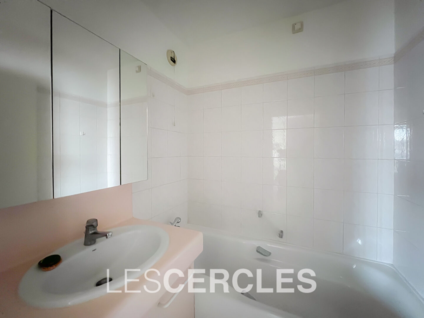 Agence les Cercles - Le Vésinet - 
Appartement 2 pièces de 44 m² en residence senior
