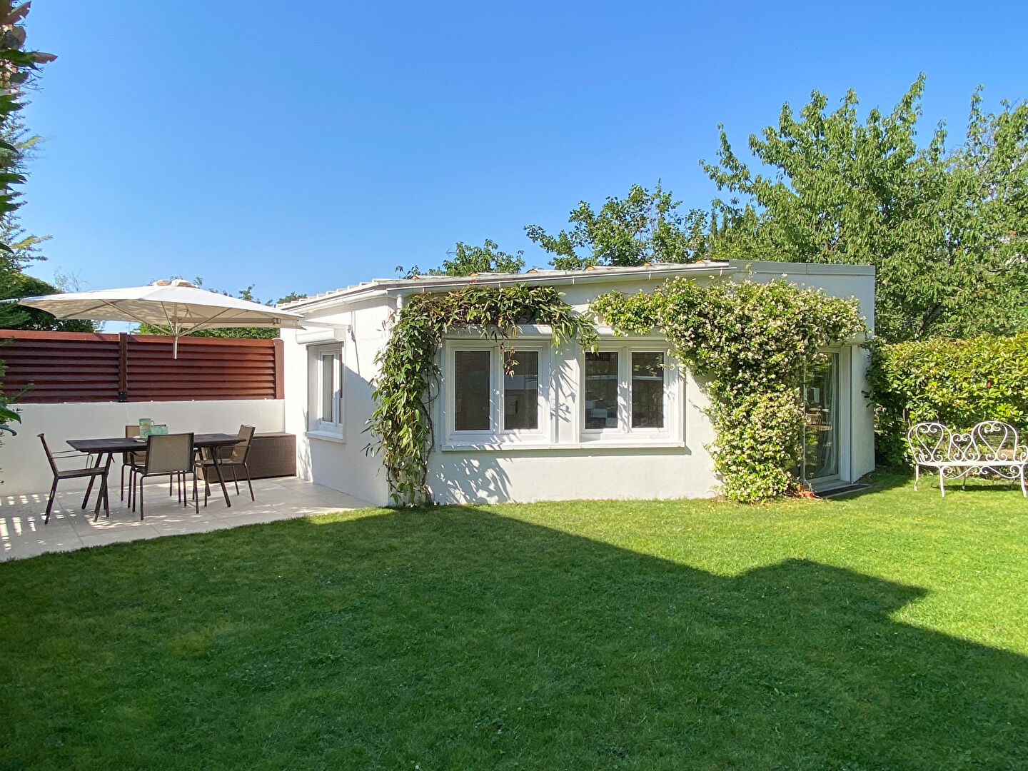 Agence les Cercles - Le Vésinet - 
Maison 8 pièces de 130 m²
