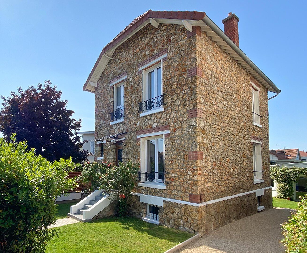 Agence les Cercles - Le Vésinet -
Maison 8 pièces de 130 m²