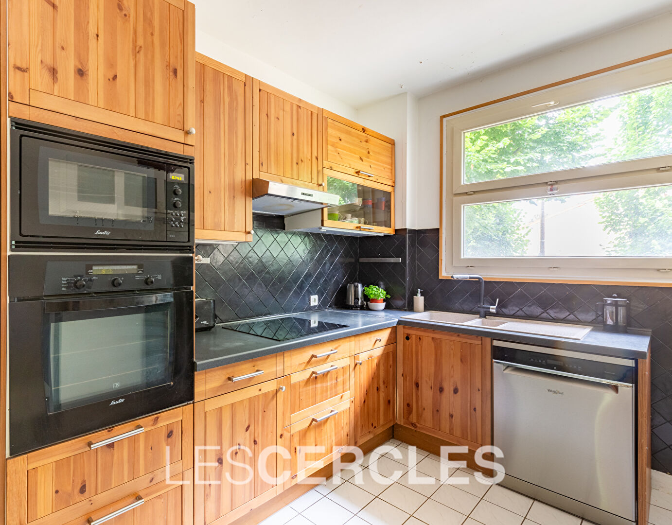 Agence les Cercles - Le Vésinet -
Appartement 3 pièces de 74 m²