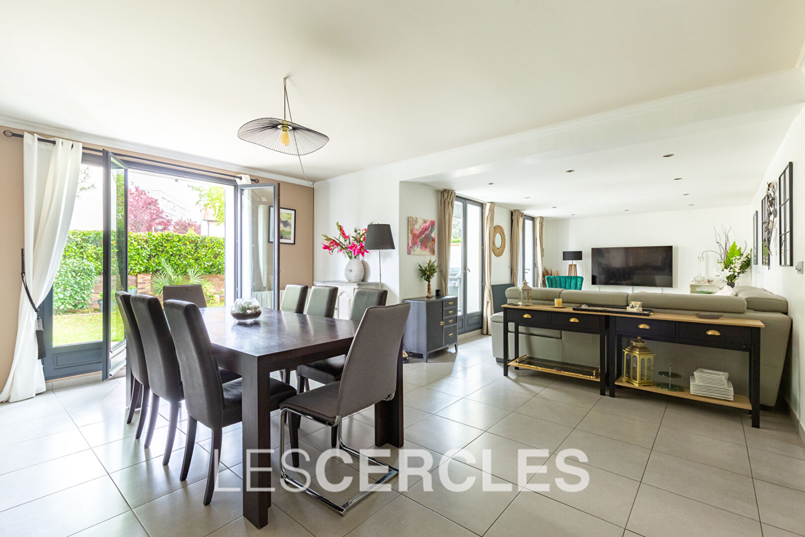 Agence les Cercles - Le Vésinet -
Maison 9 pièces de 166 m²