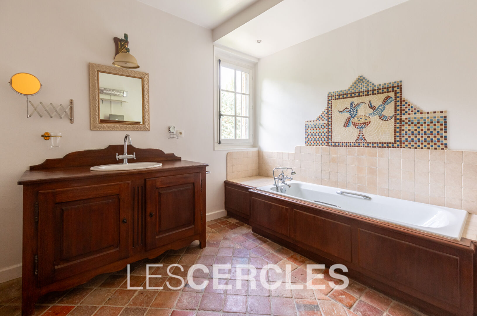 Agence les Cercles - Le Vésinet -
Maison 12 pièces de 460 m²