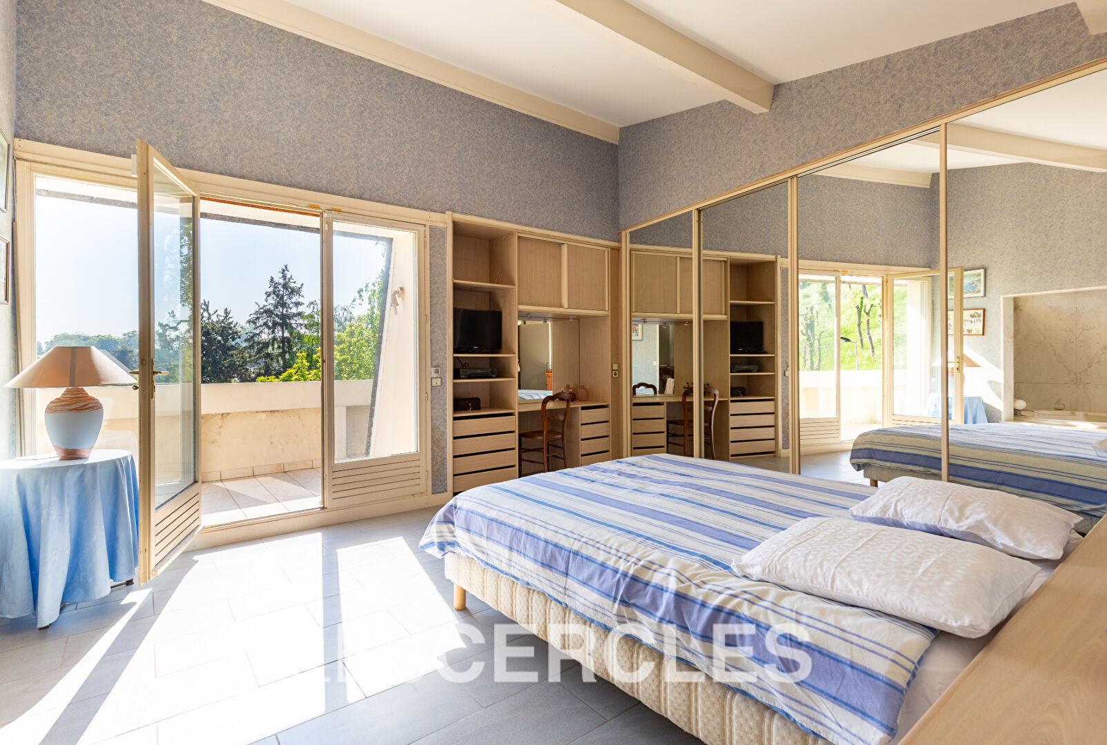 Agence les Cercles - Le Vésinet - 
Maison 6 pièces de 200 m²
