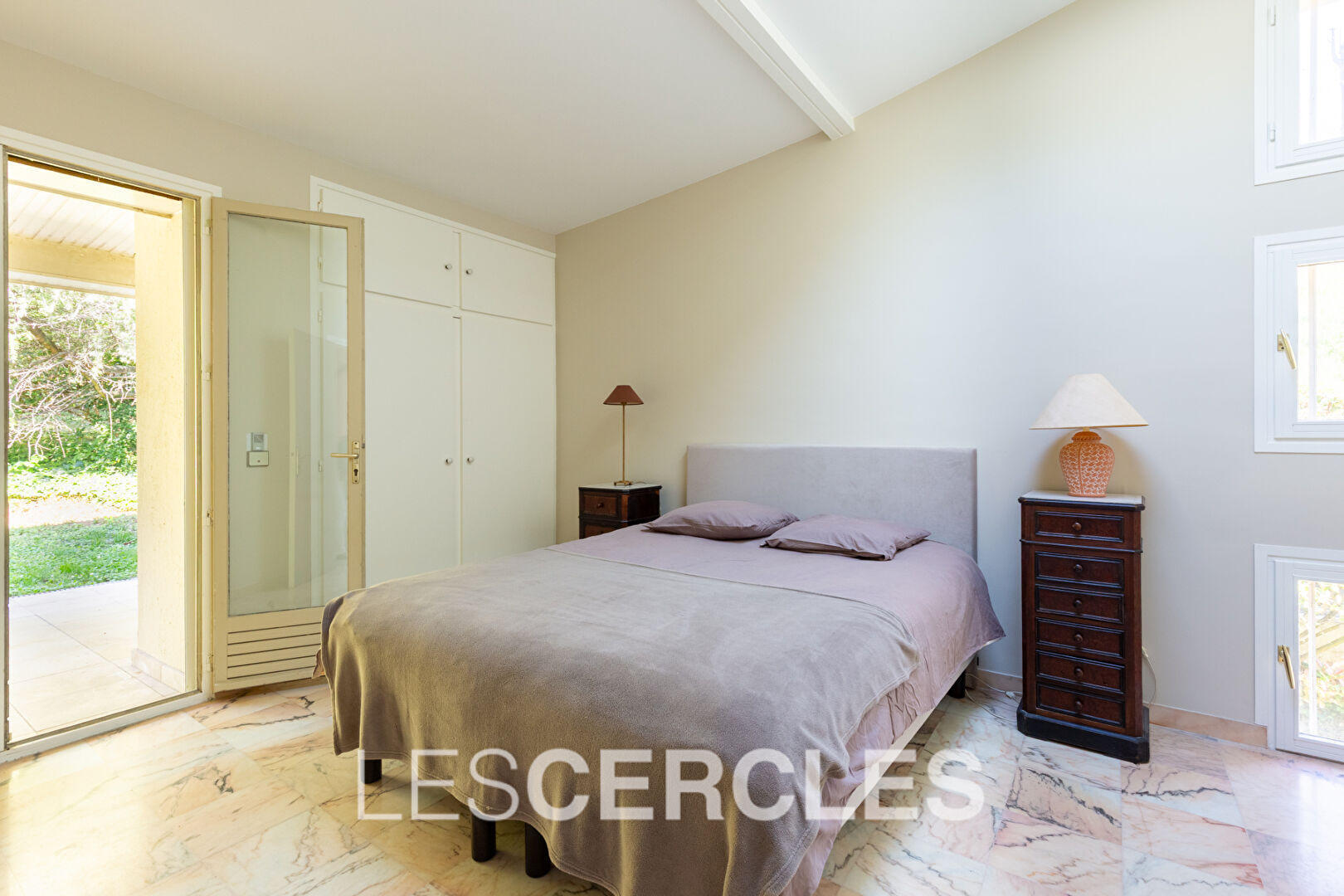 Agence les Cercles - Le Vésinet - 
Maison 6 pièces de 200 m²
