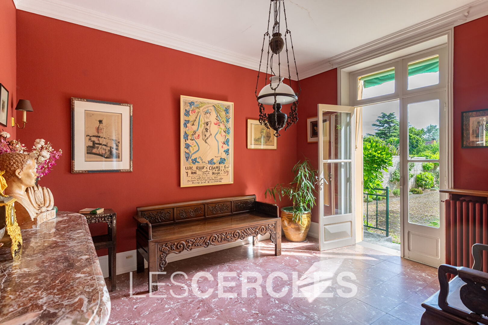 Agence les Cercles - Le Vésinet -
Maison 9 pièces de 215 m² et 2 dépendances