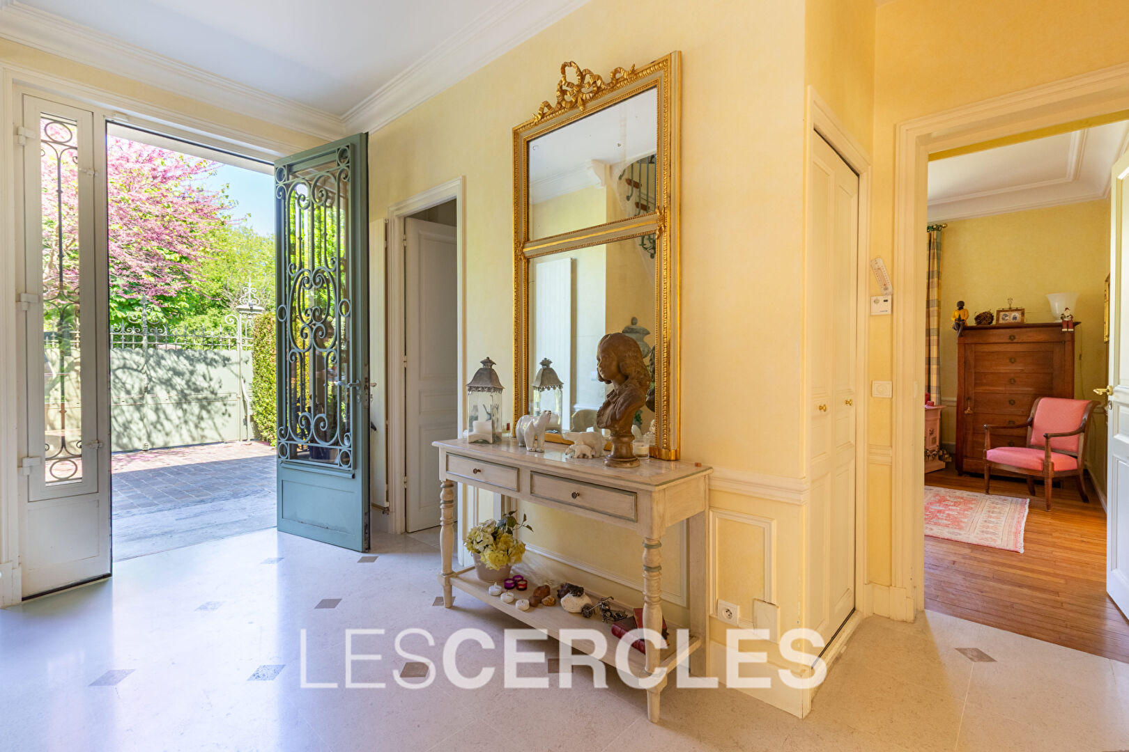 Agence les Cercles - Le Vésinet -
Maison 8 pièces de 270 m²