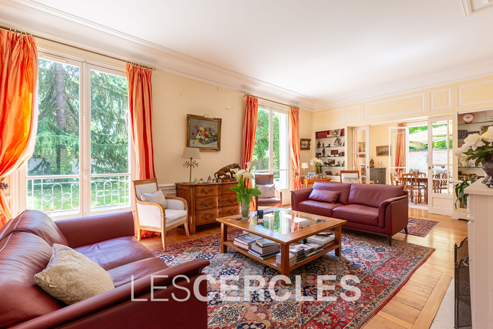Agence les Cercles - Le Vésinet -
Maison 8 pièces de 270 m²