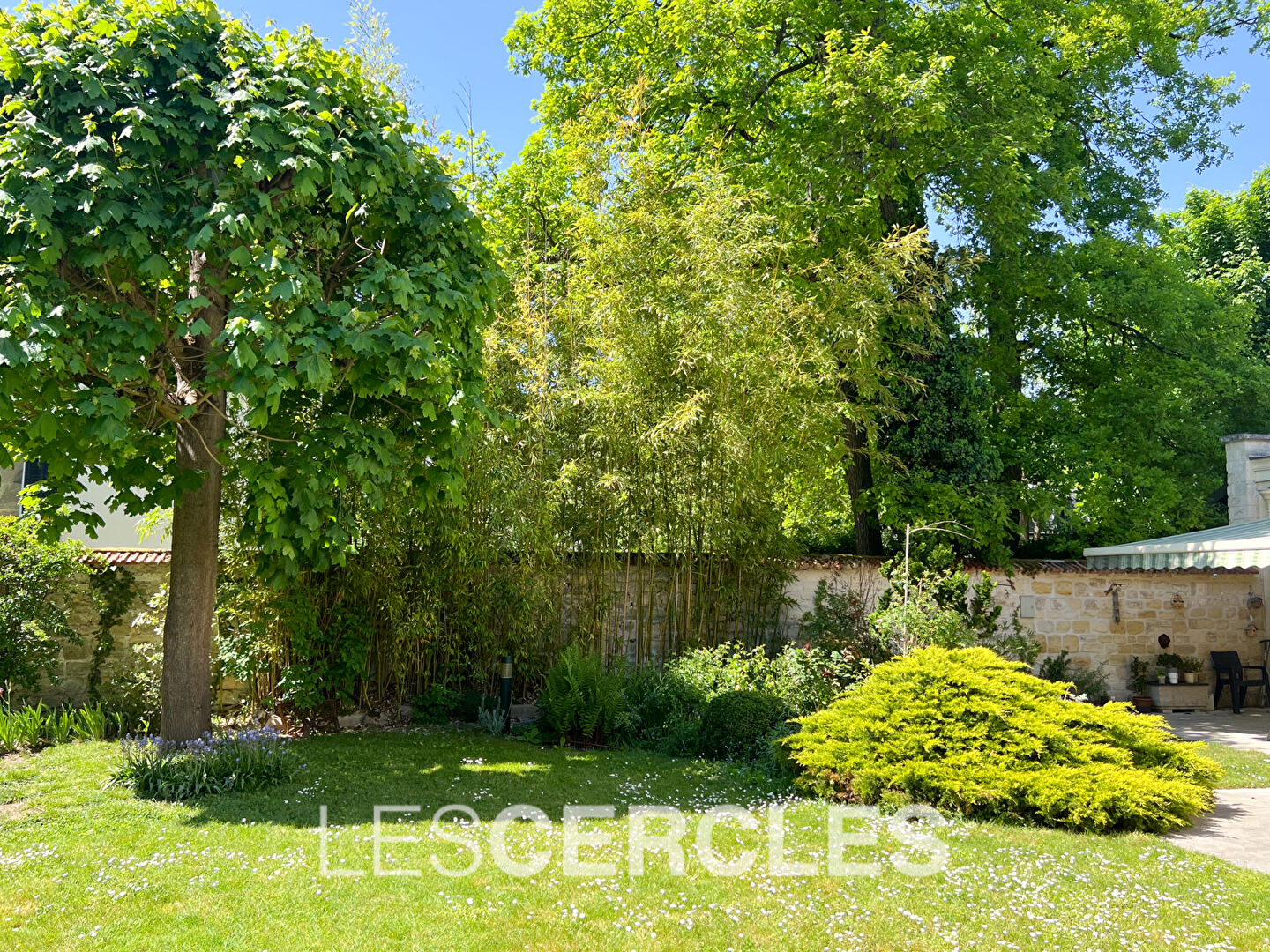 Agence les Cercles - Le Vésinet -
Maison 8 pièces de 270 m²