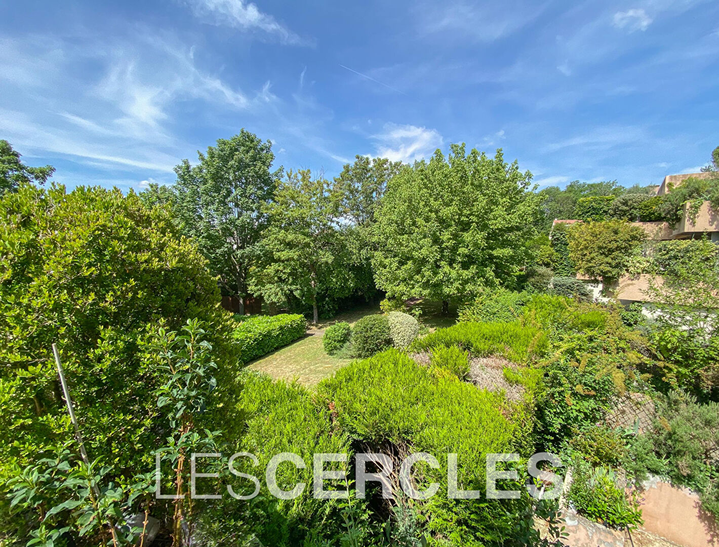 Agence les Cercles - Le Vésinet - 
Four bedroom duplex apartment of 135m²
