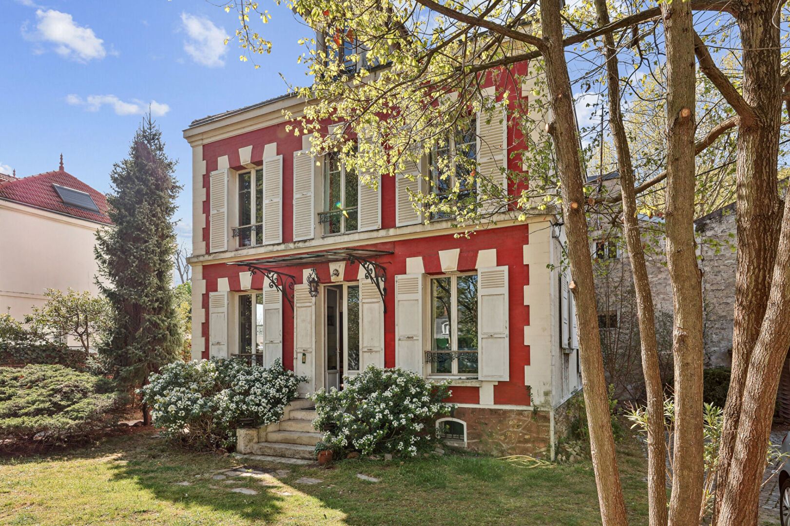 Agence les Cercles - Le Vésinet - 
Maison 9 pièces de 192 m²
