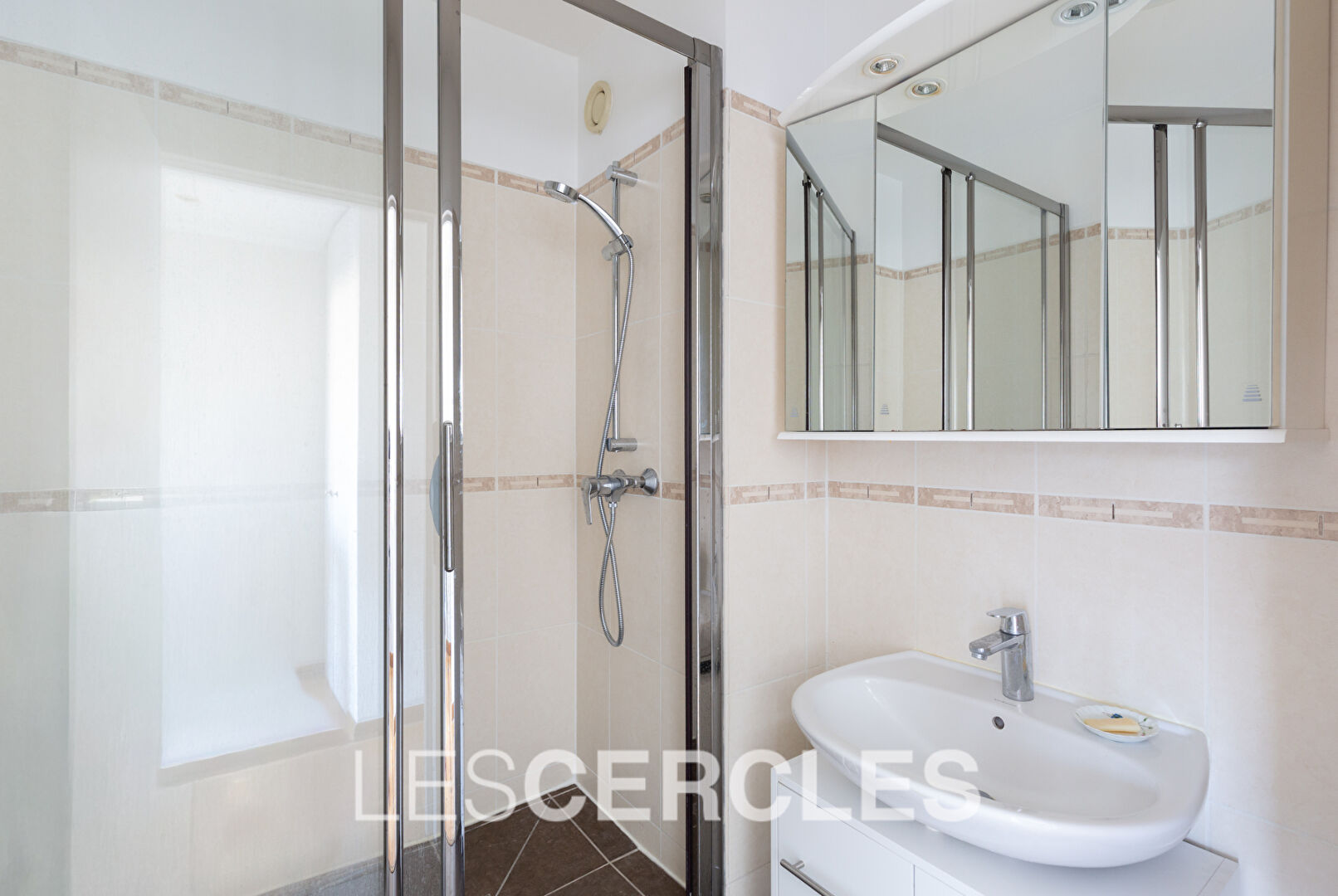 Agence les Cercles - Le Vésinet -
Appartement 4 pièces de 83 m²