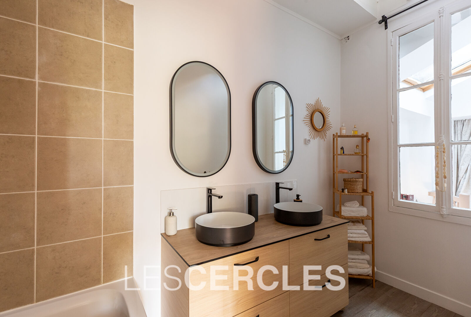 Agence les Cercles - Le Vésinet - 
Demeure de prestige 10 pièces de 232 m²
