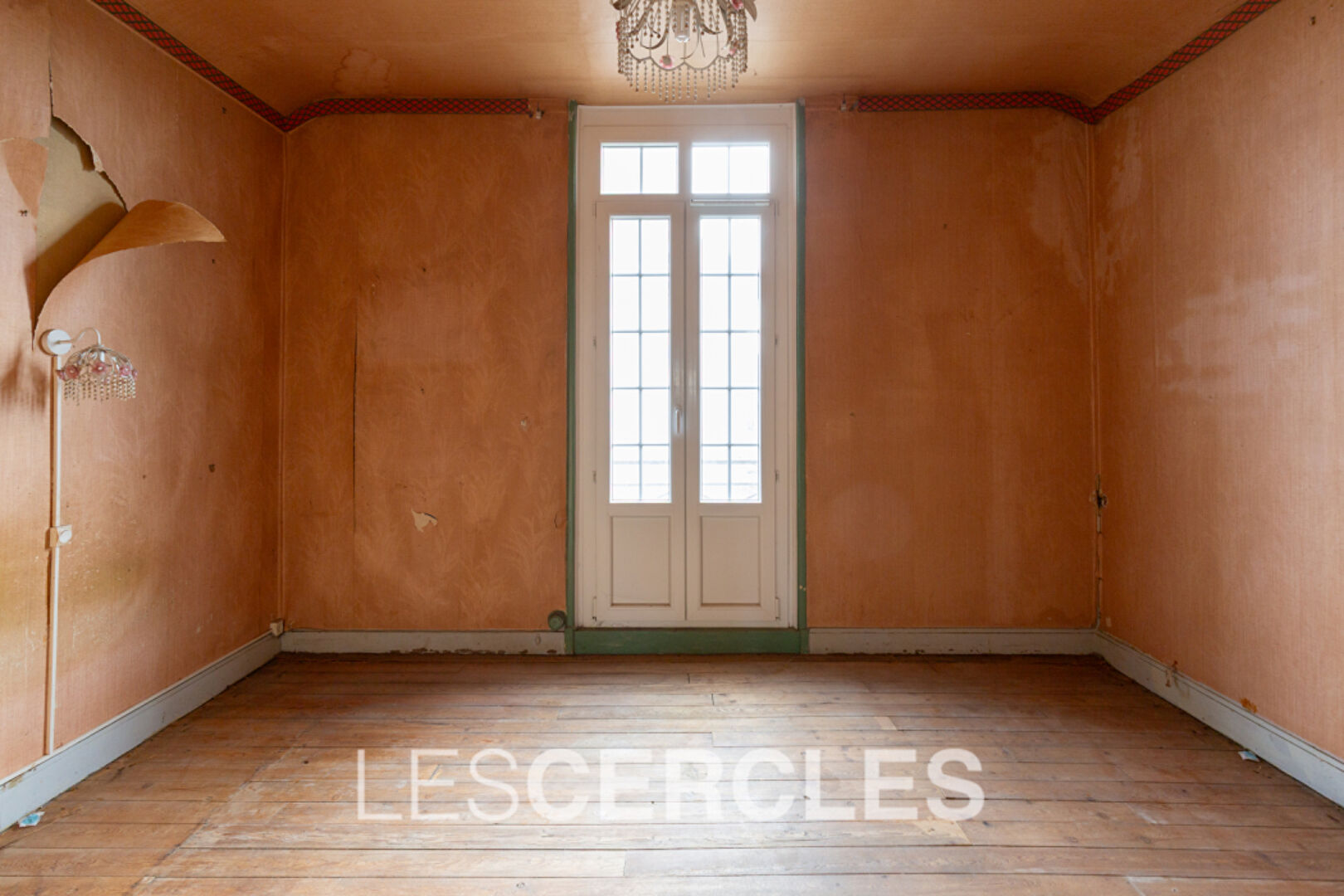 Agence les Cercles - Le Vésinet - 
Maison 6 pièces de 150 m²
