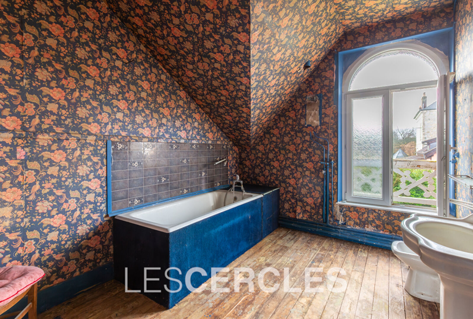 Agence les Cercles - Le Vésinet - 
Maison 6 pièces de 150 m²
