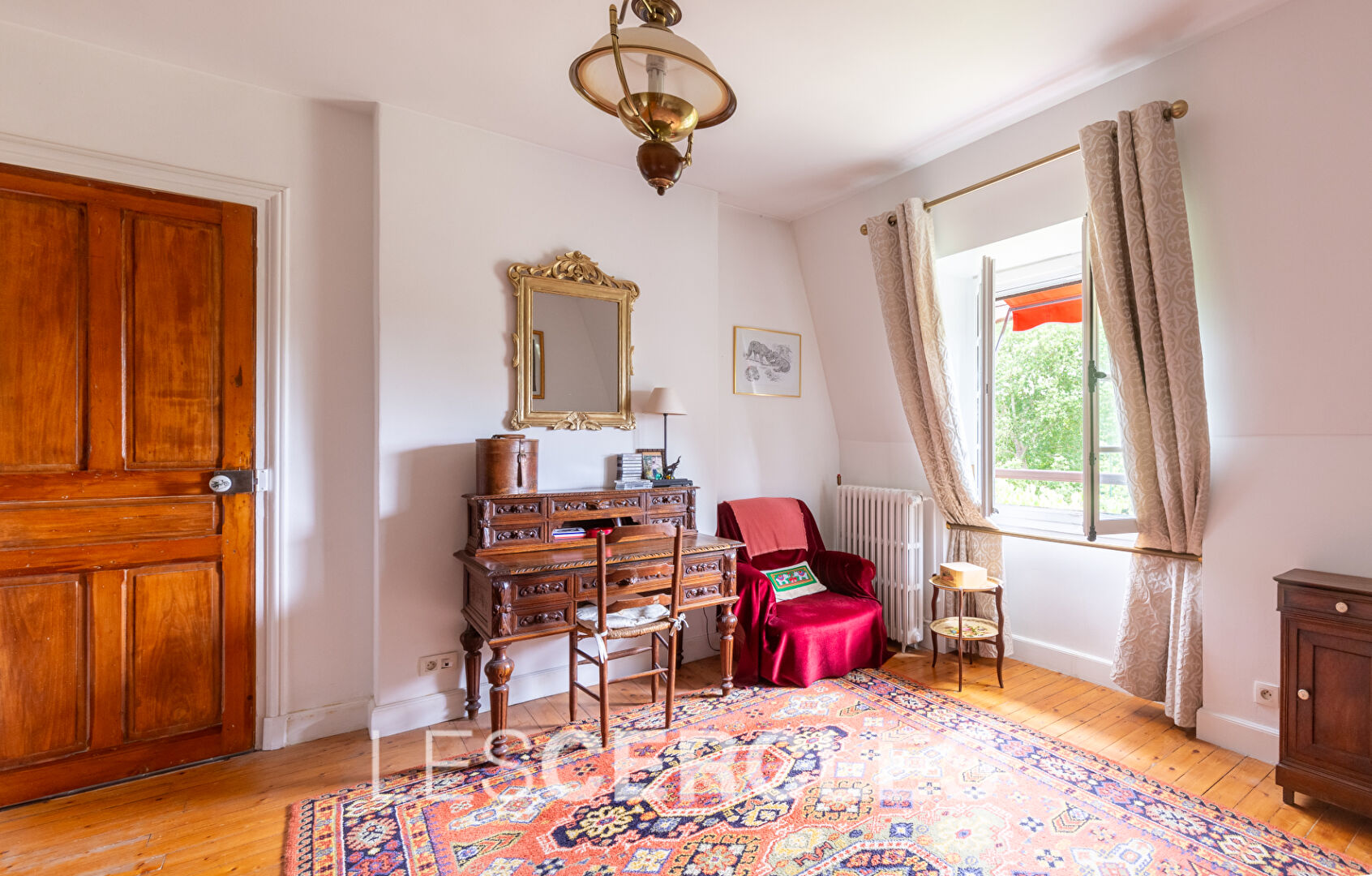 Agence les Cercles - Le Vésinet -
Propriété 12 pièces de 420 m²