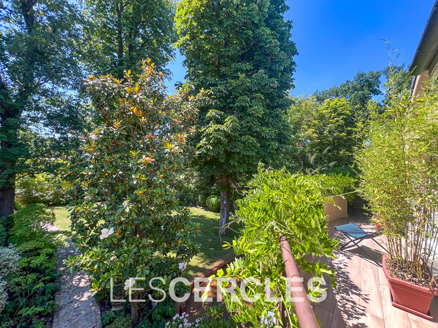 Agence les Cercles - Le Vésinet - 
Maison 8 pièces de 200 m²
